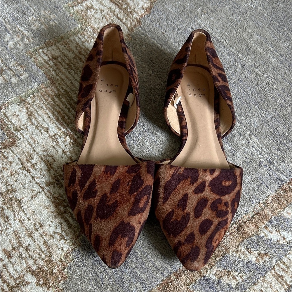 a new day Brown Leopard Print Pointed  Flats Size 7